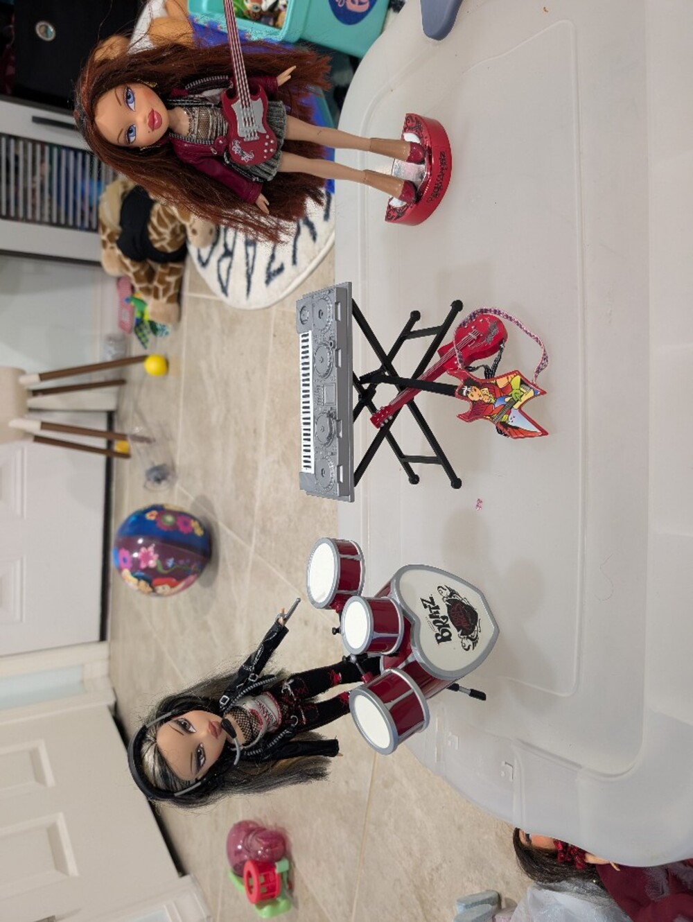 Bratz Dolls Rock Band Set with Drum Kit and Keyboard